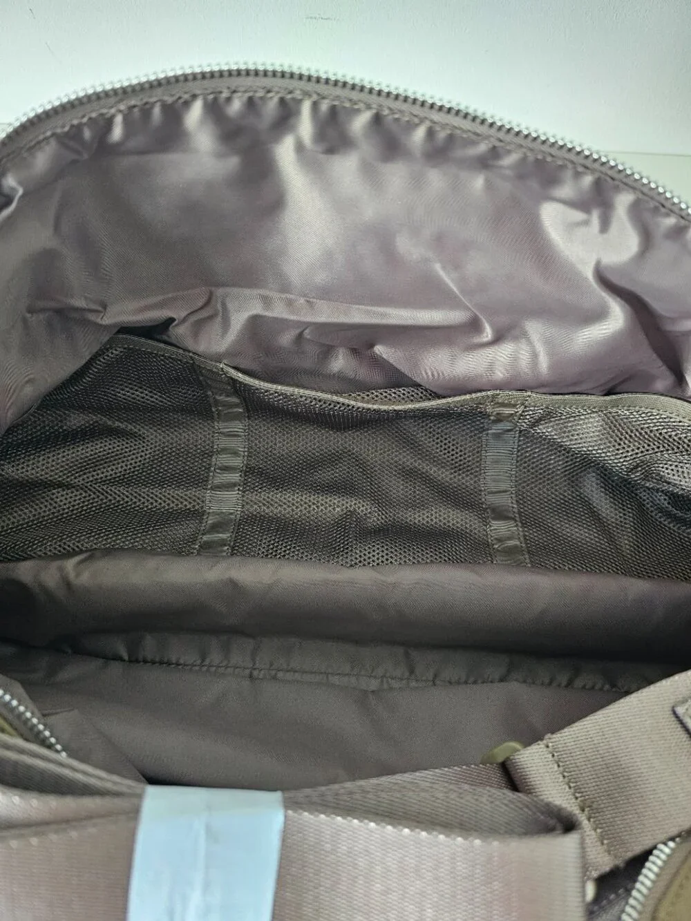 NWT LULULEMON FANB Fawn Brown On My Level Barrel Duffle Duffel Bag One Size OS - Picture 11 of 15